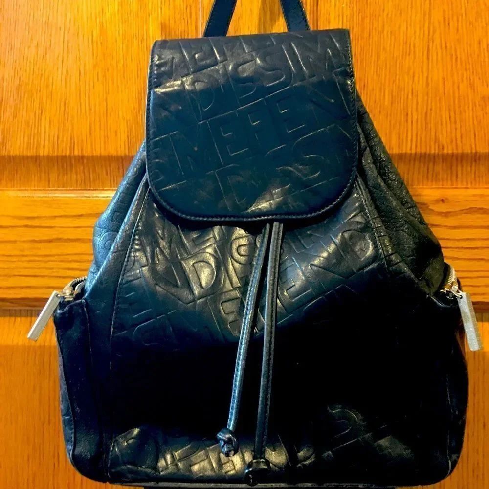 Fendissime Black leather backpack